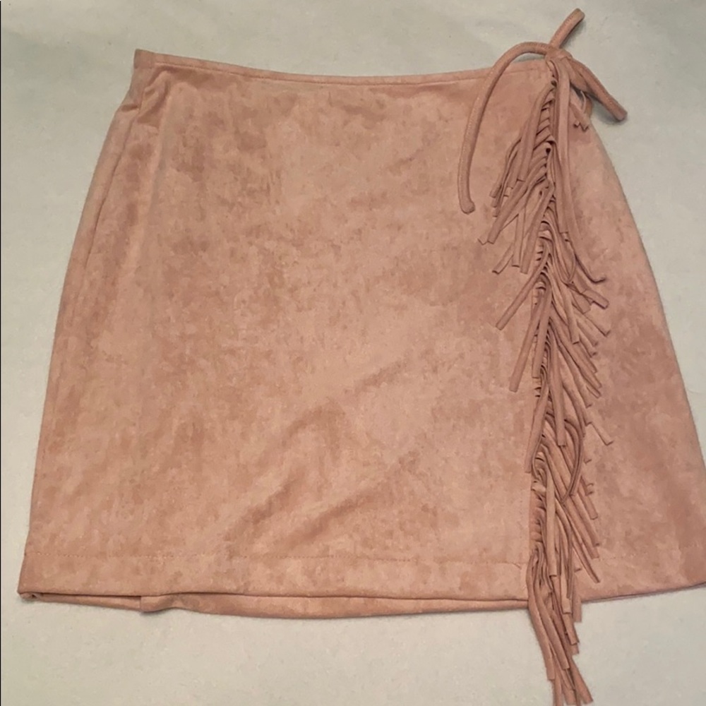 Kittenish Skirt